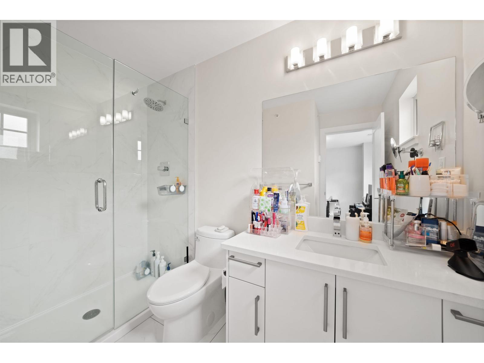 30 843 EWEN AVENUE, New Westminster