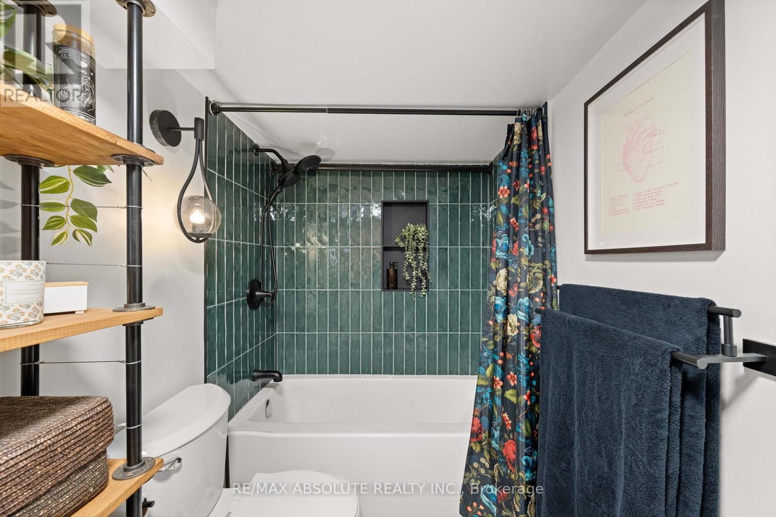 1 Bed, 2 Bath Apartment for Sale in Ottawa – 404 – 589 RIDEAU STREET, Ottawa – MLS# X13461904 - Image 67