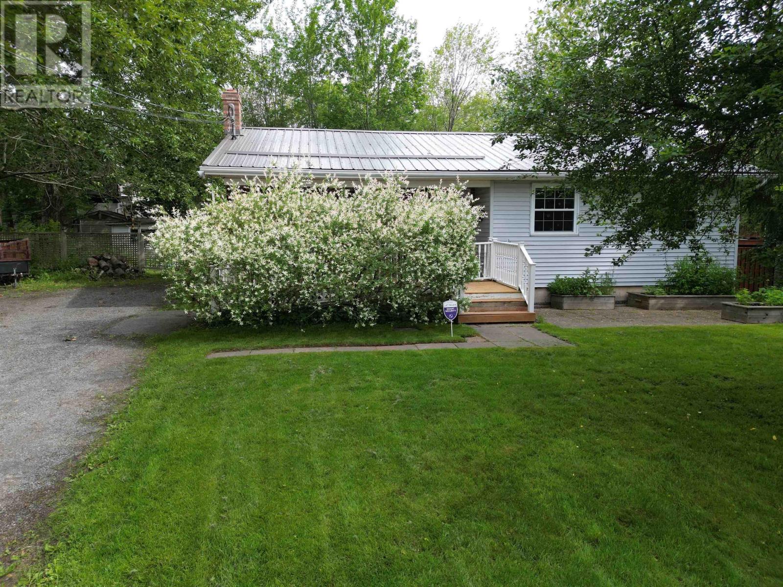1192 Highway 2