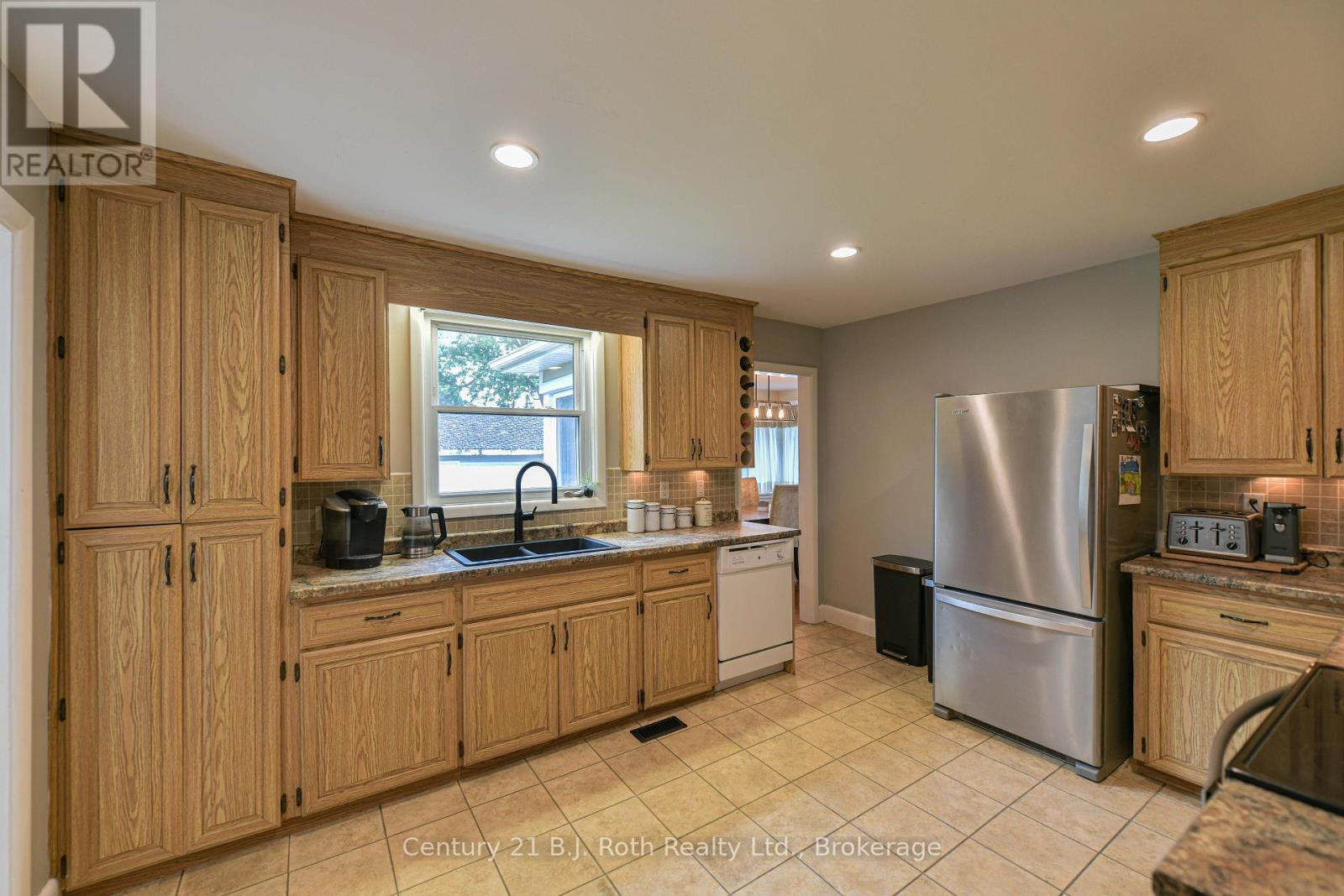 1028 COWBELL LANE - 35