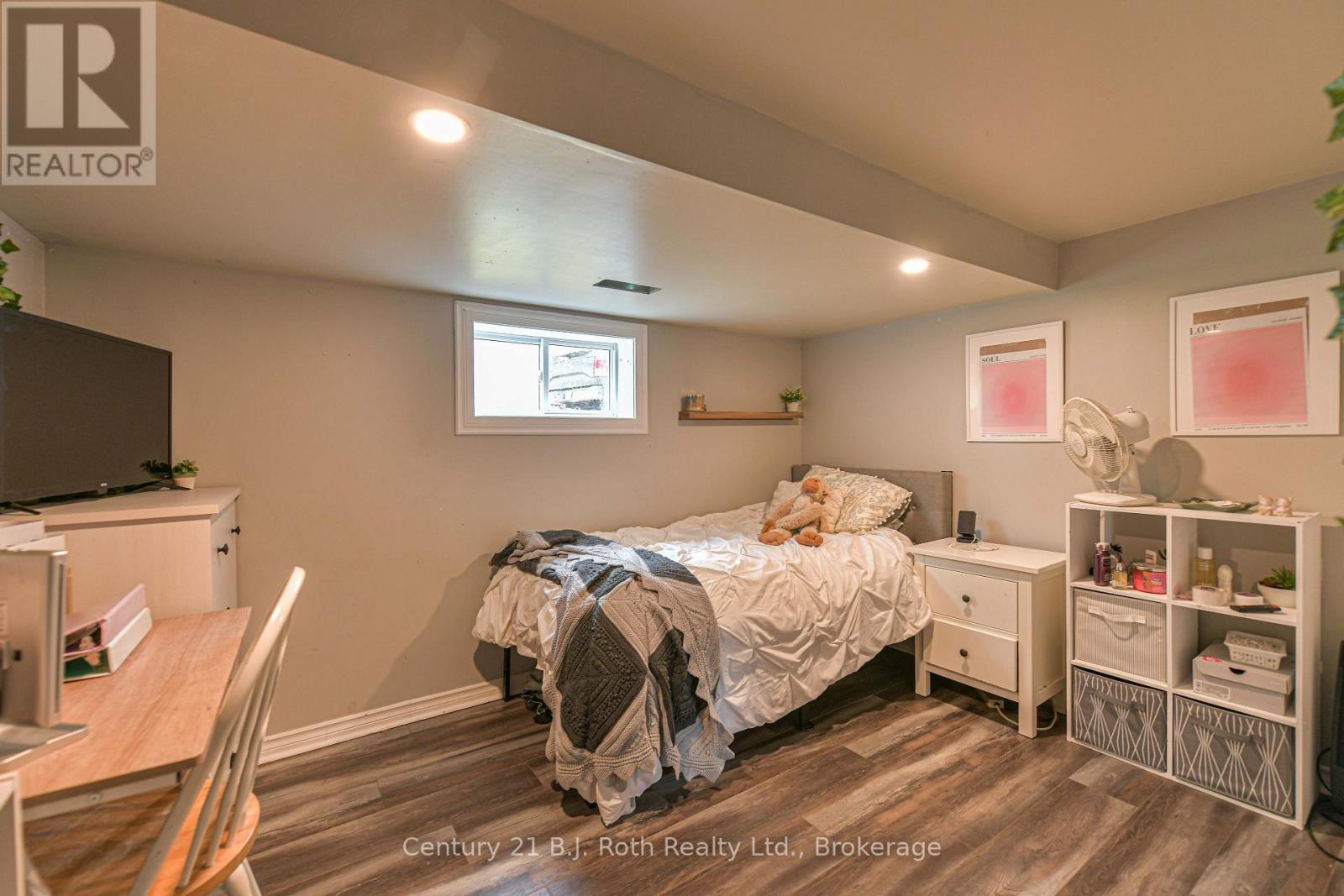 1028 COWBELL LANE - 48