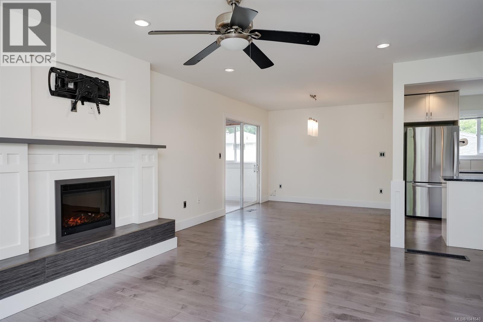 1534 Edgemont Rd - 10