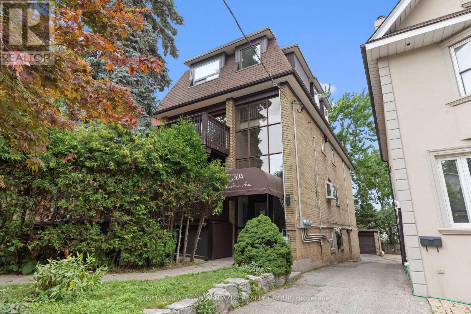 Photo of 304 Roselawn Avenue