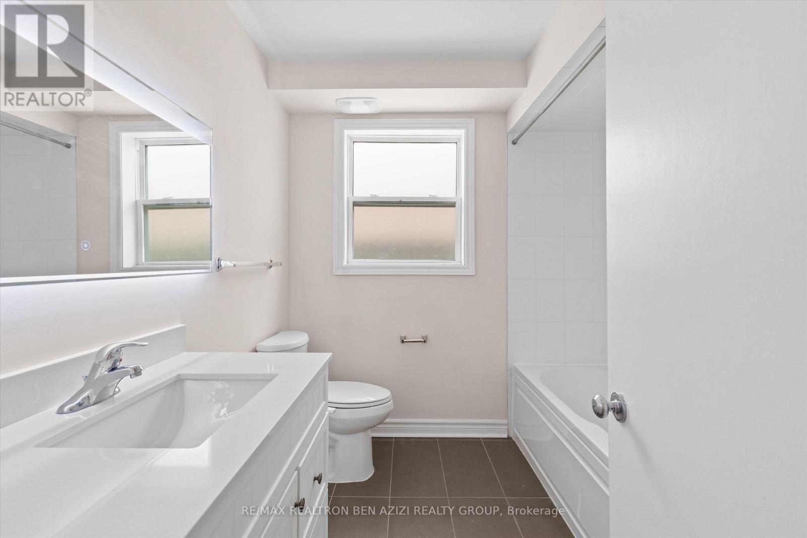 304 ROSELAWN AVENUE - 14