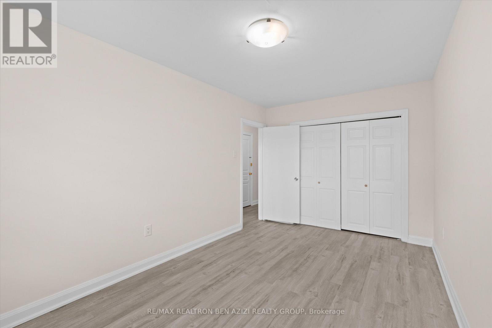 304 ROSELAWN AVENUE - 20