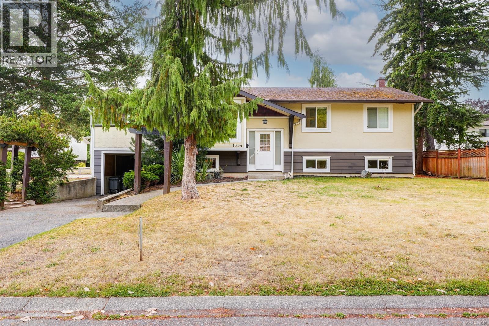 1534 Edgemont Rd - 1