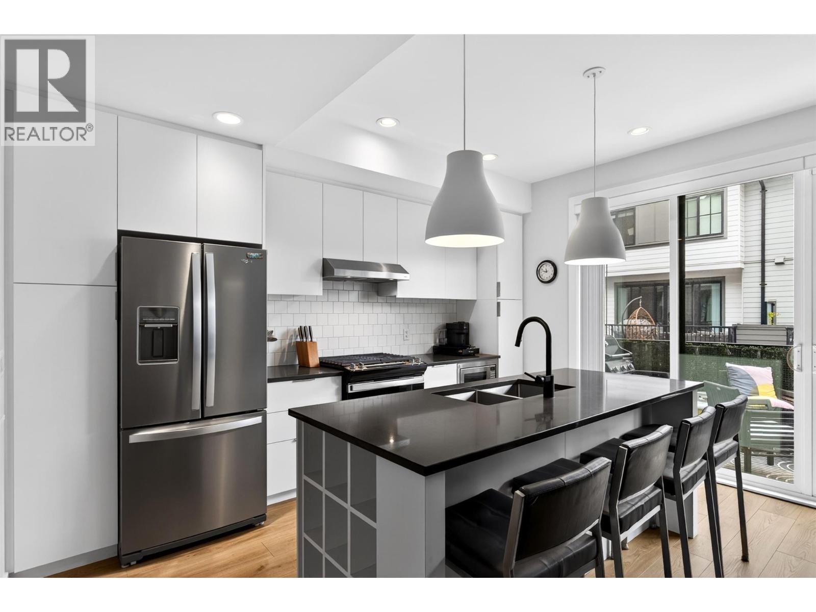 #32 307 Glen Park Drive - 4