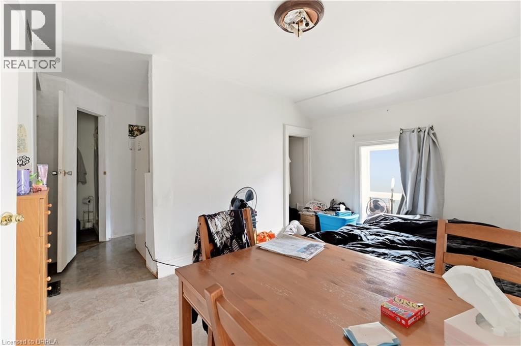 13 USHER Street - 9