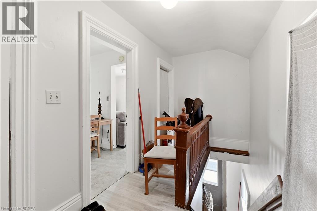13 USHER Street - 14