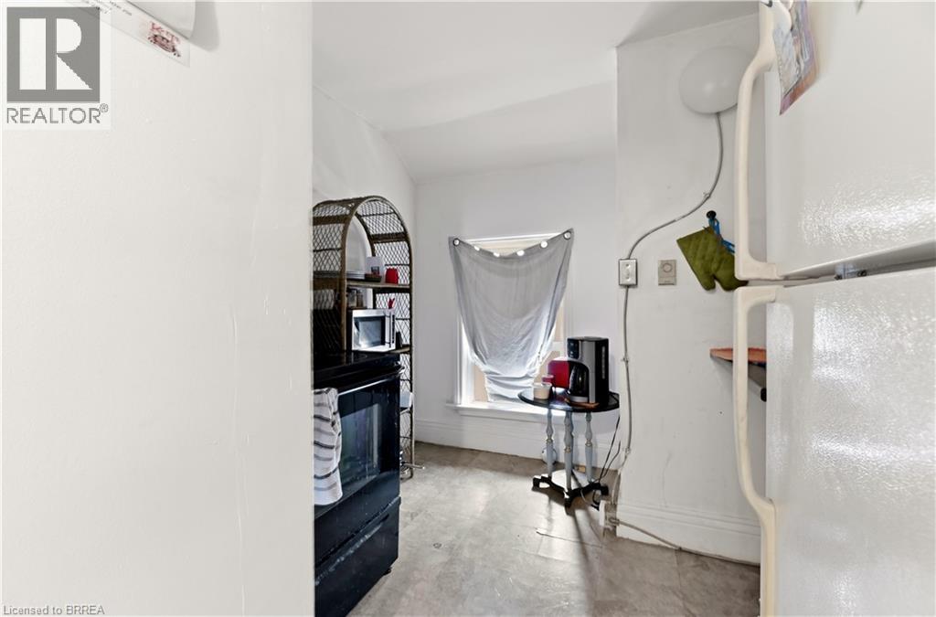 13 USHER Street - 11