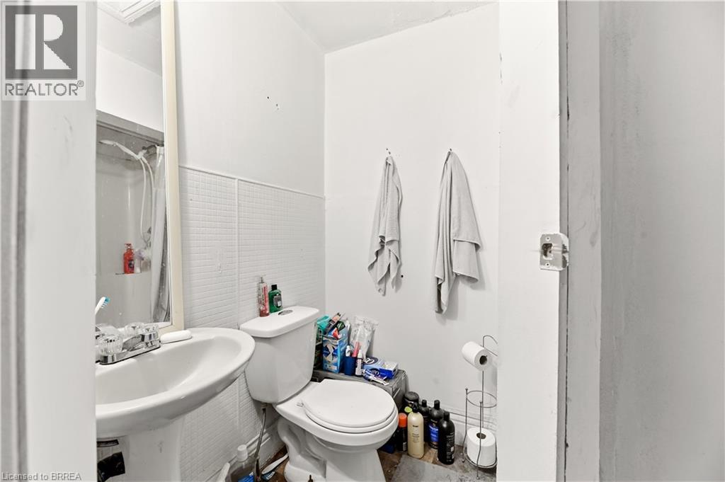 13 USHER Street - Image 10