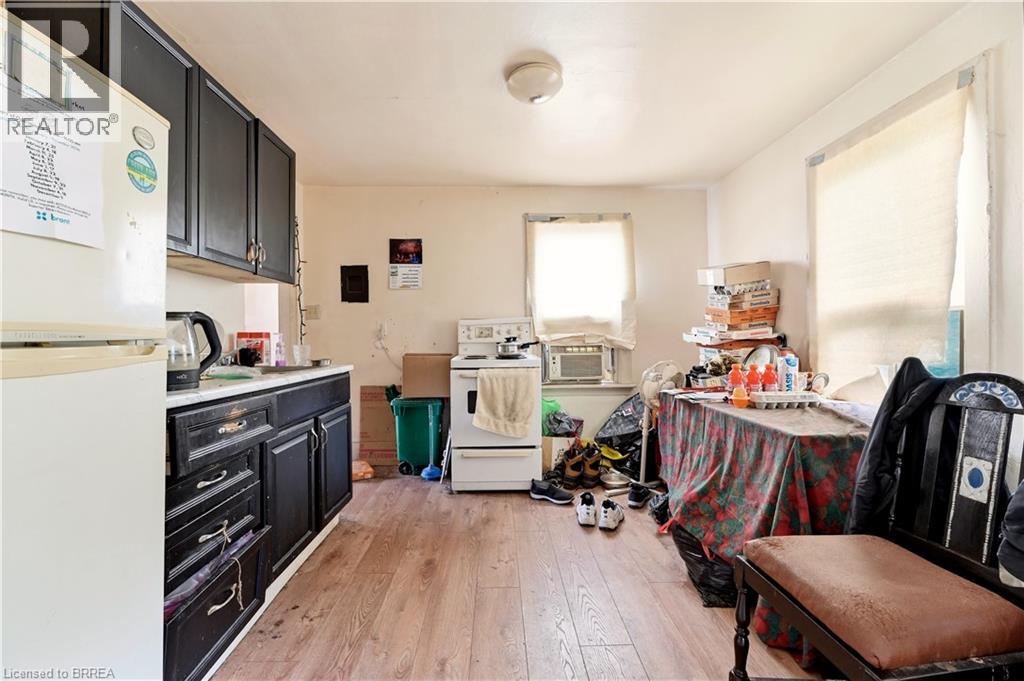 13 USHER Street - 24