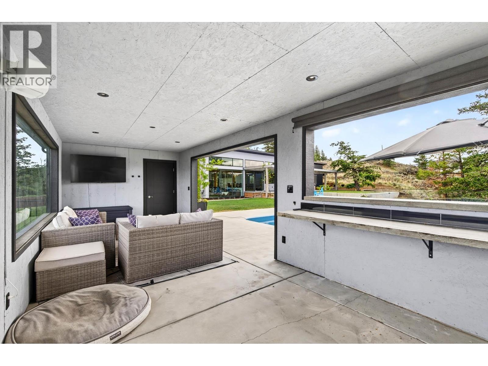 879 Deer Drive - Image 20