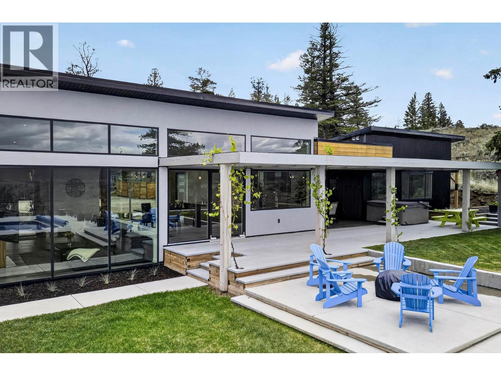 879 Deer Drive - 5