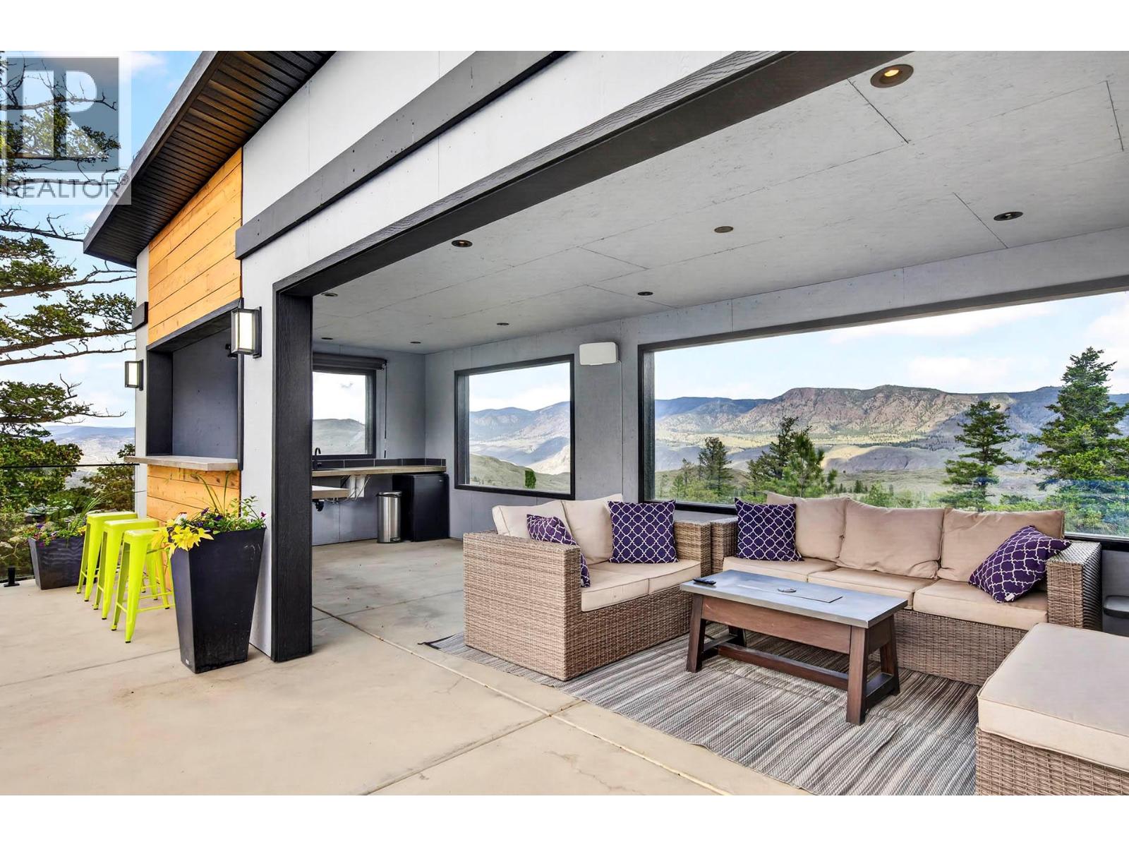 879 Deer Drive - Image 18