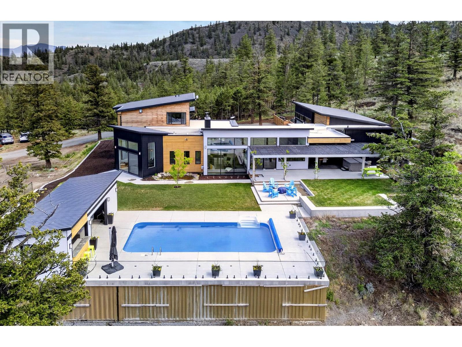 879 Deer Drive - 2
