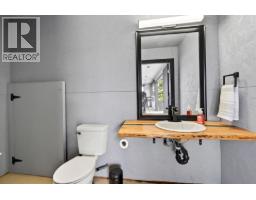 Mud room - 879 Deer Drive, Kamloops, BC V1S1Z9 Photo 19