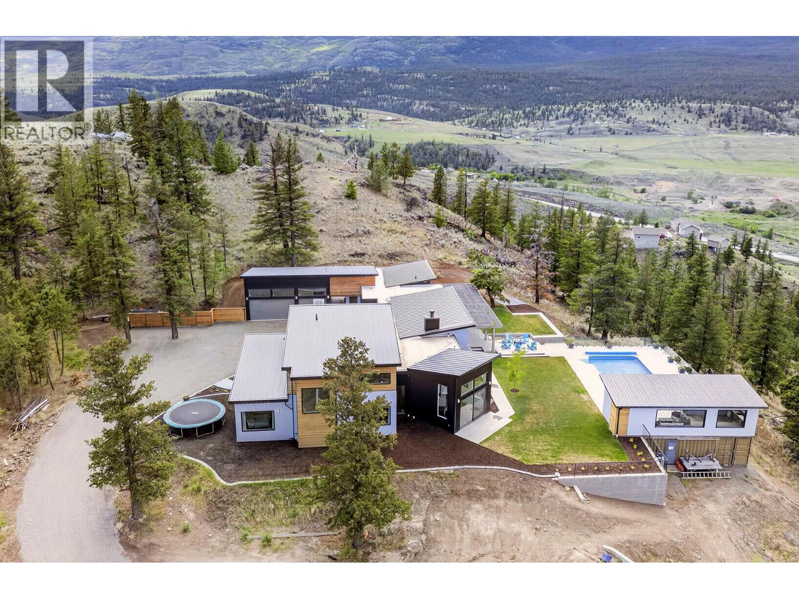 879 Deer Drive - 3