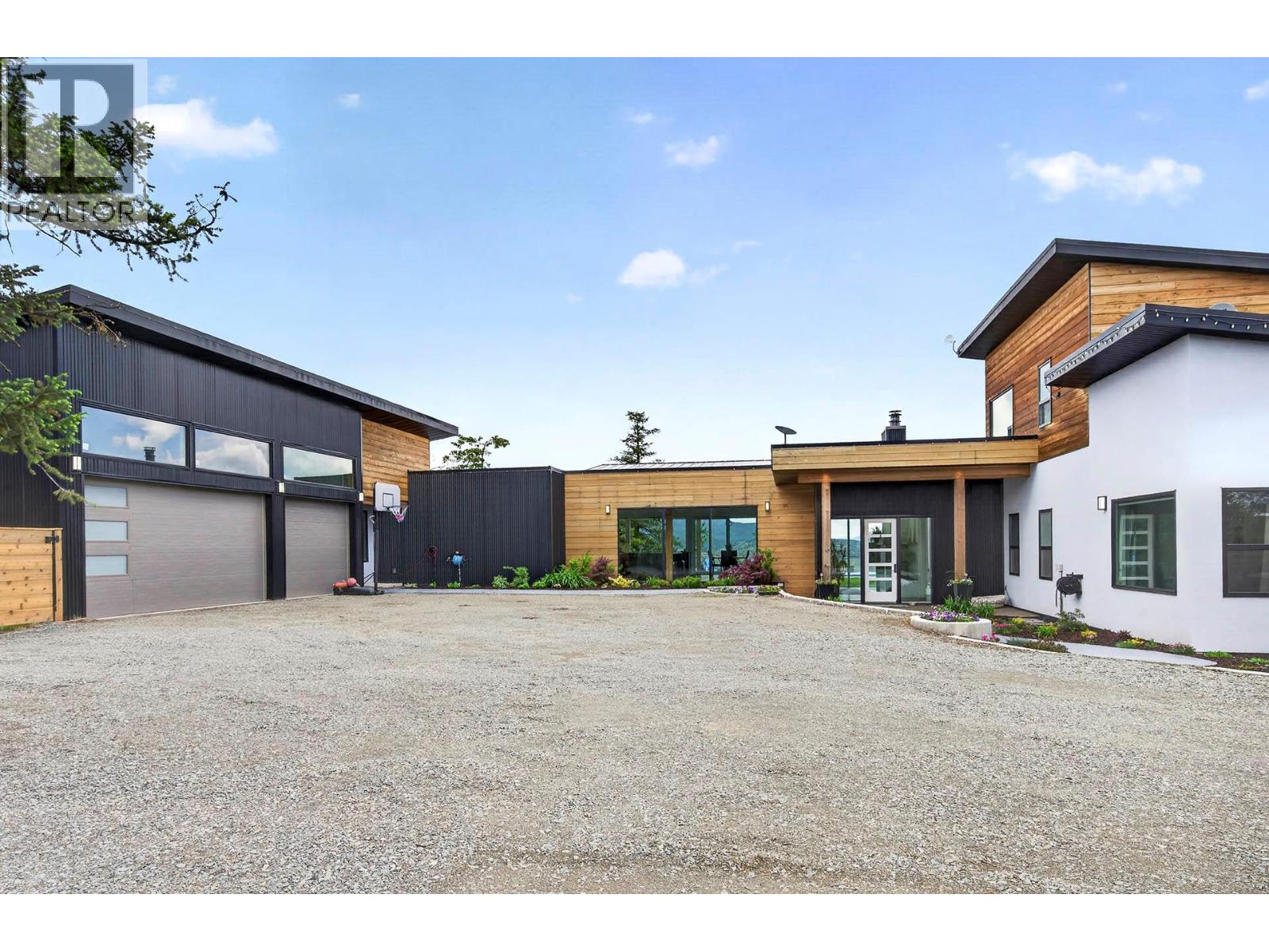 879 Deer Drive - 8