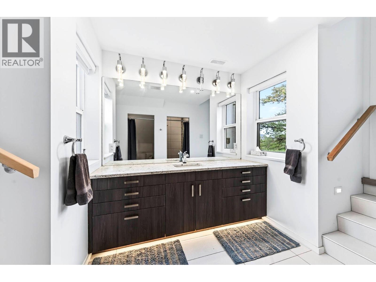 879 Deer Drive - Image 35