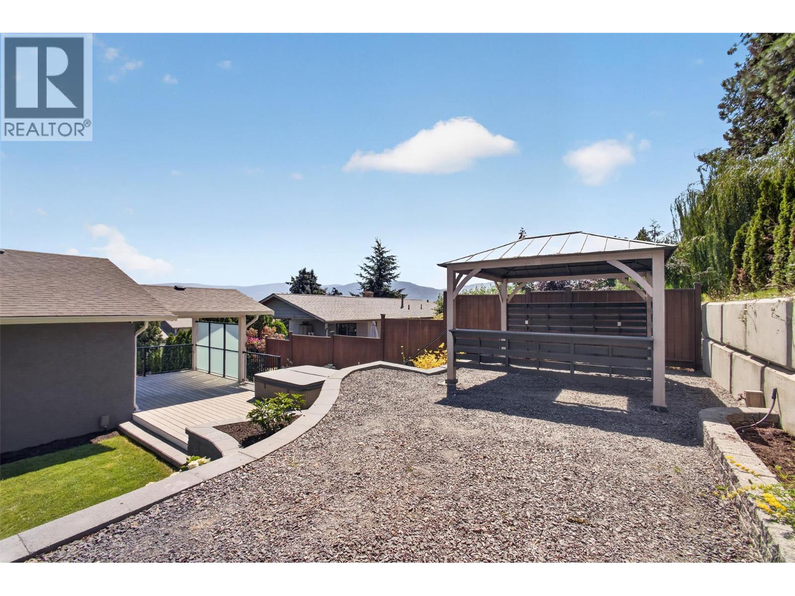  3752 Glenway Road, West Kelowna