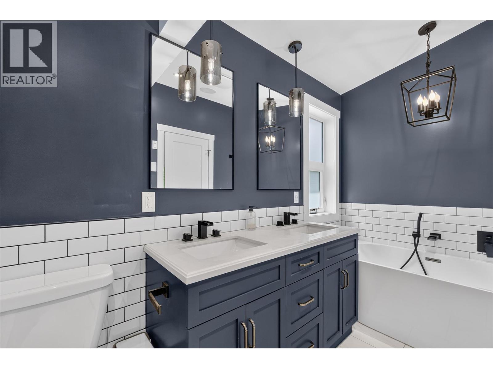  3752 Glenway Road, West Kelowna