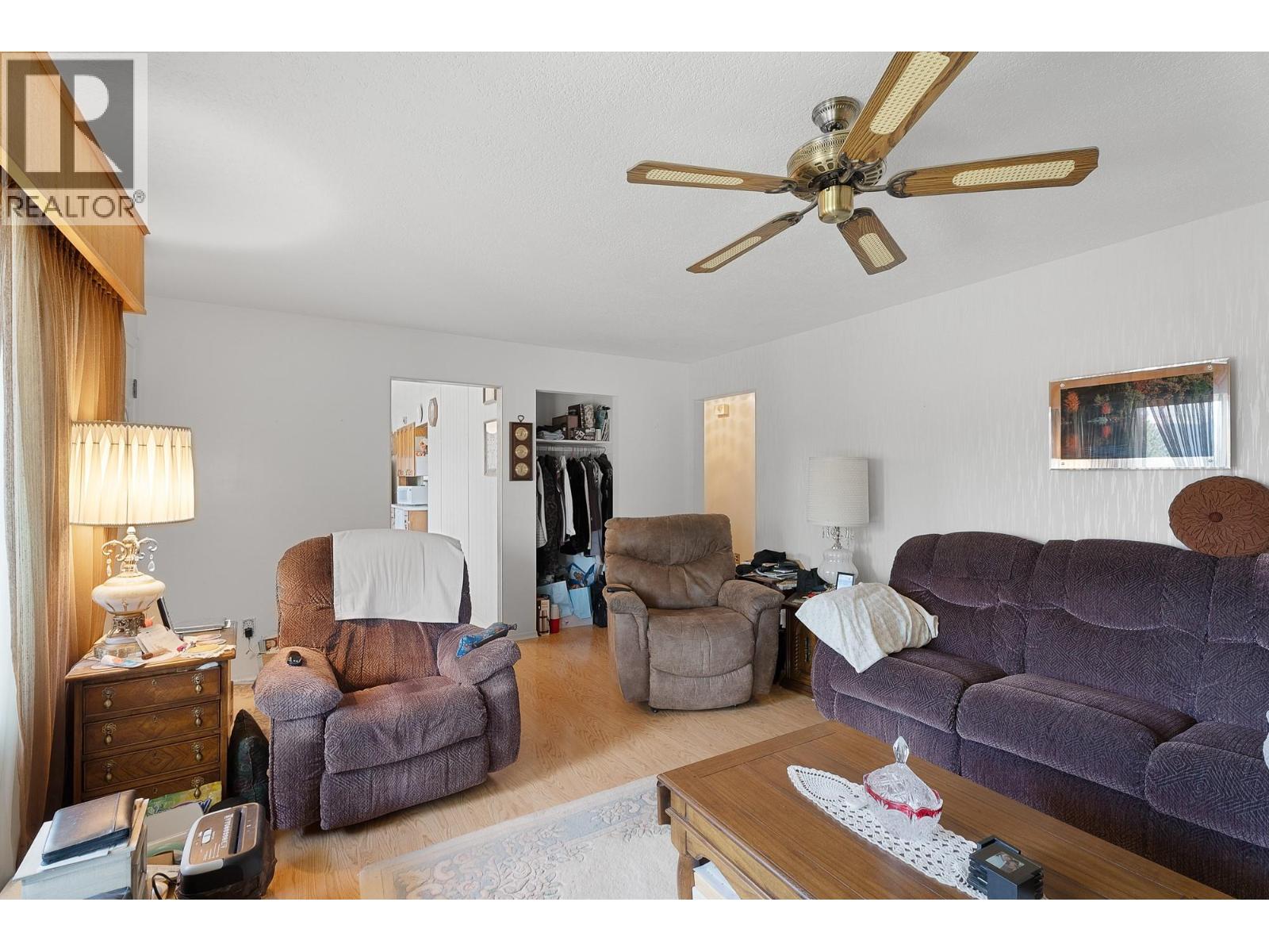 2275 Castillou Crescent - 33