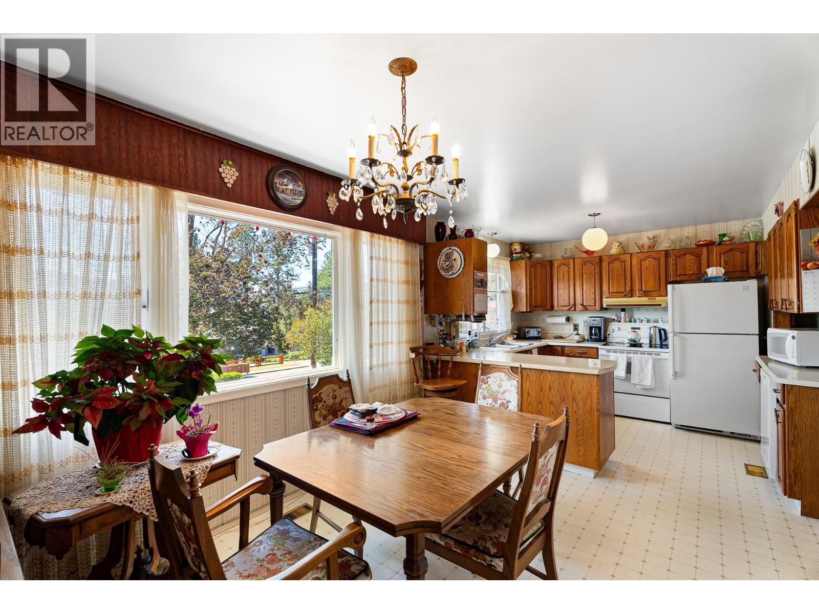 2275 Castillou Crescent - 23