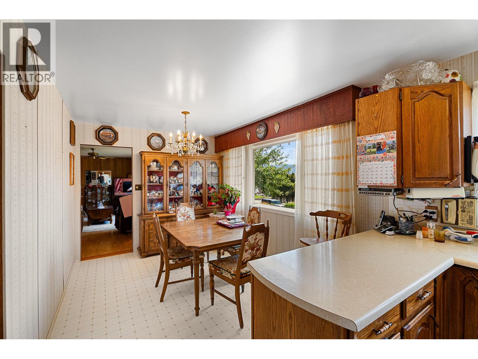 2275 Castillou Crescent - 21