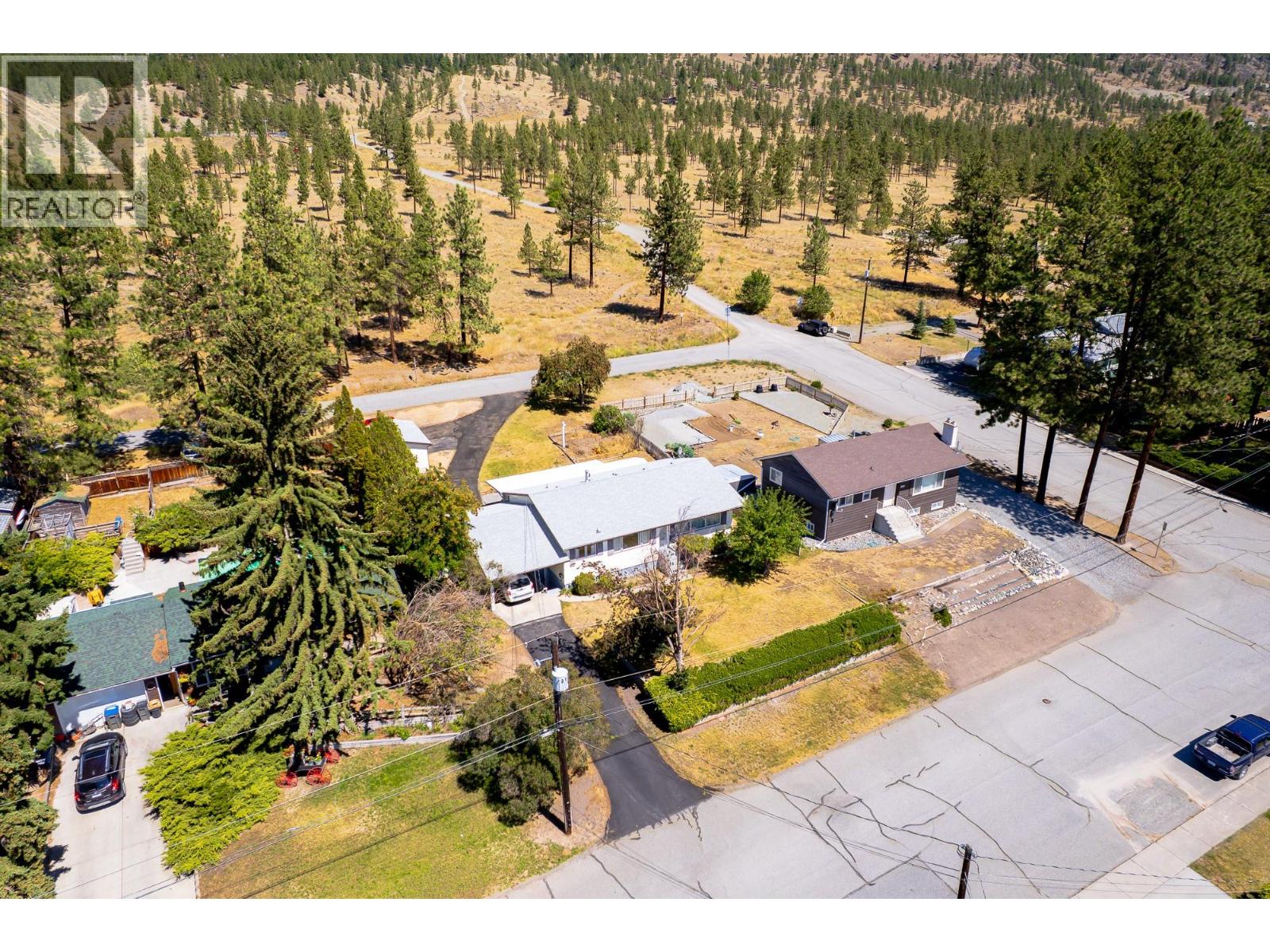 2275 Castillou Crescent - 67