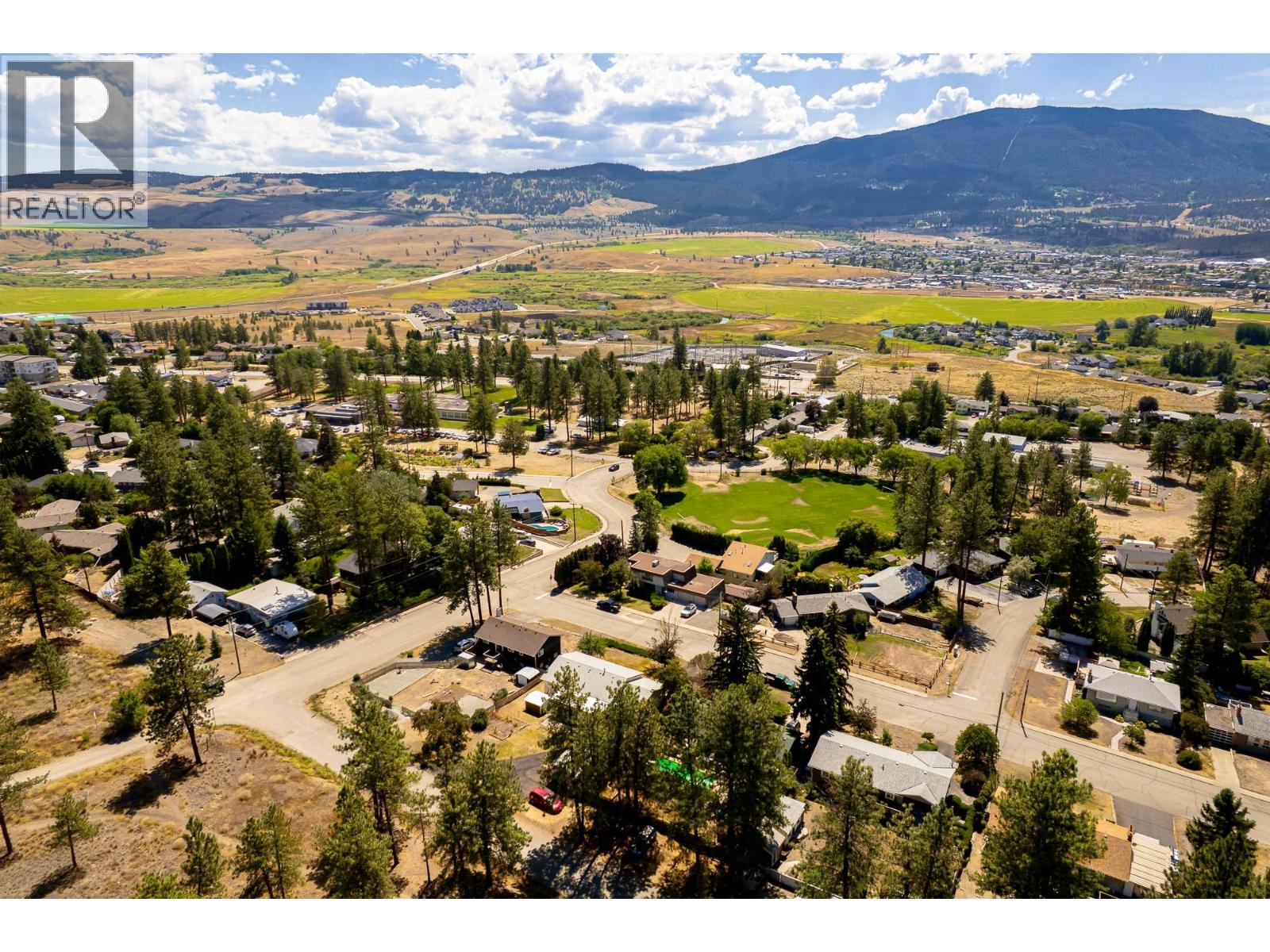 2275 Castillou Crescent - 73
