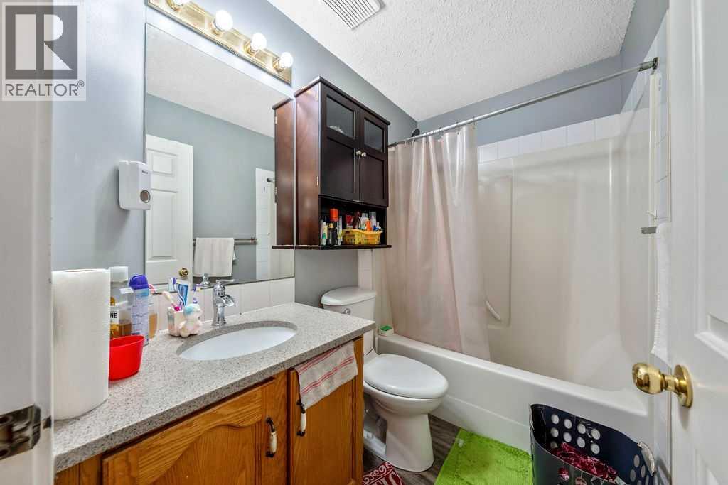 318 Applewood Drive SE - 12