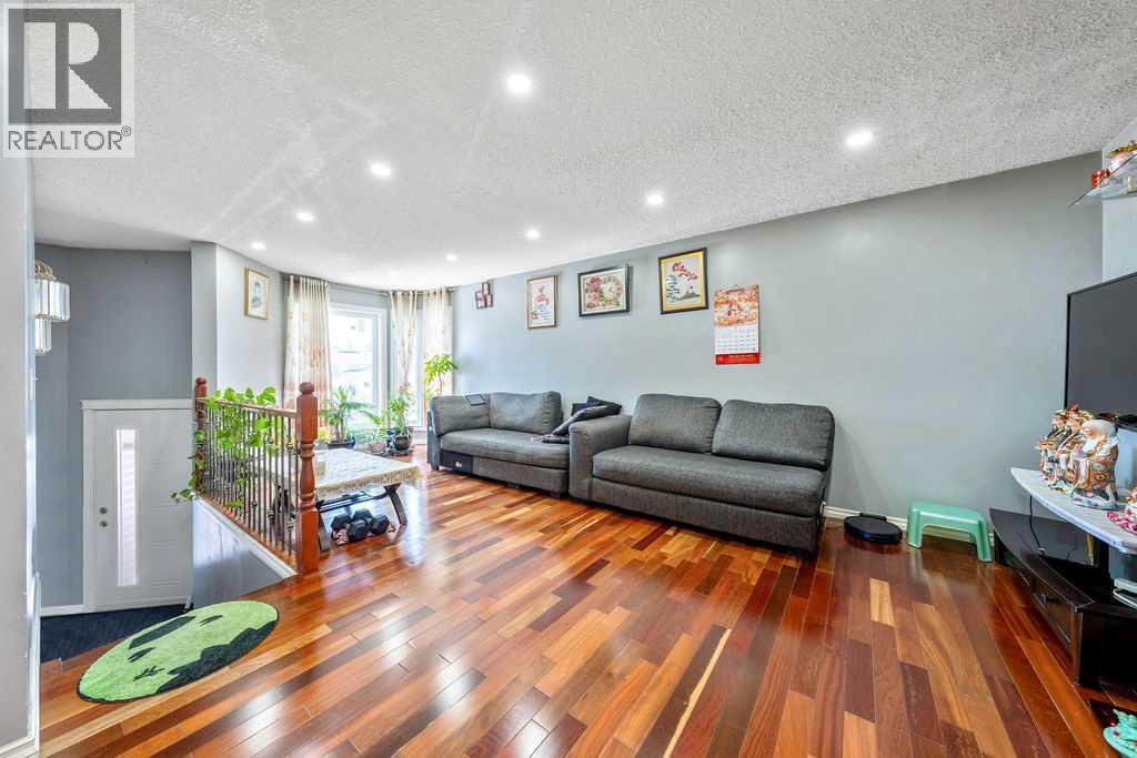 318 Applewood Drive SE - 7
