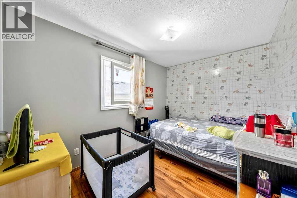 318 Applewood Drive SE - 9