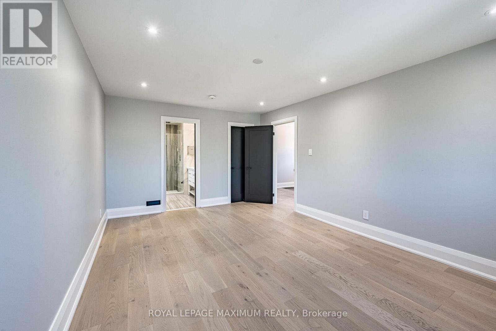 138 JACKMAN CRESCENT - 27