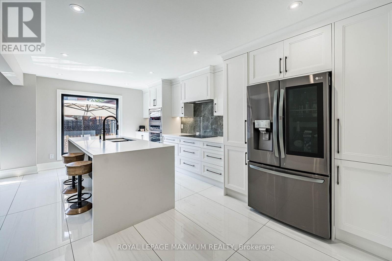 138 JACKMAN CRESCENT - 9