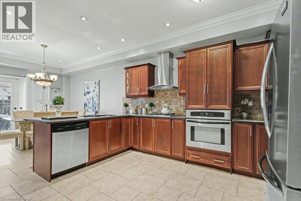284 NORMANHURST Avenue - 10
