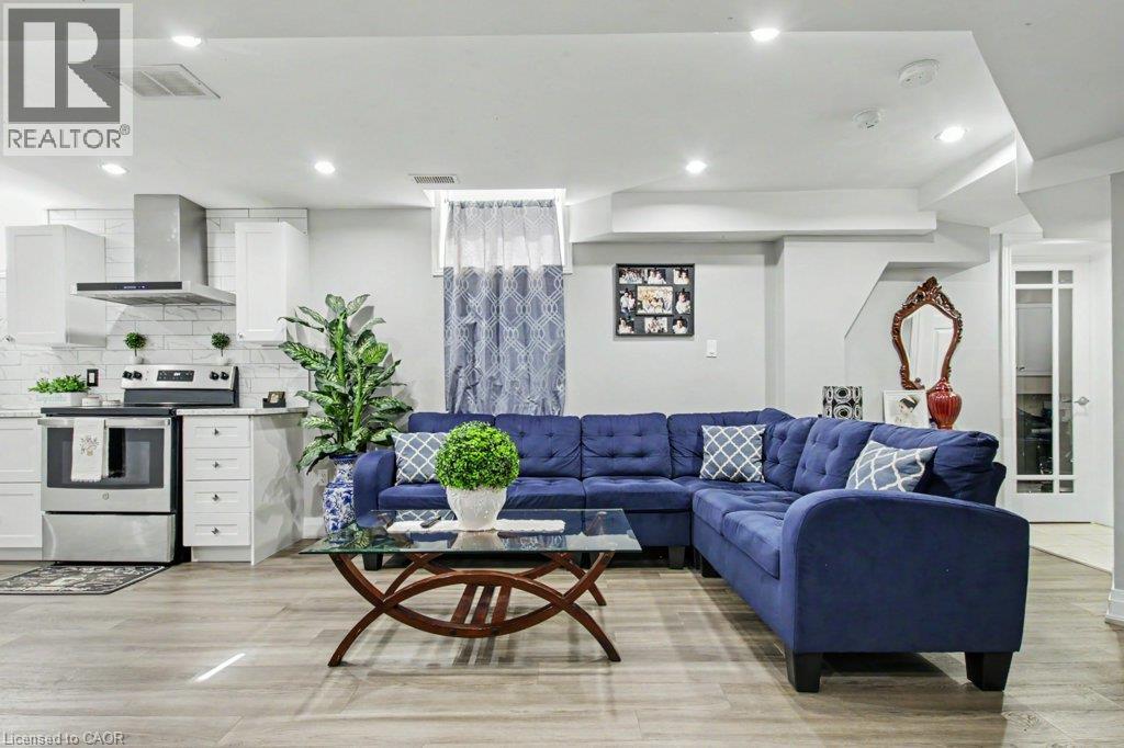 284 NORMANHURST Avenue - 36