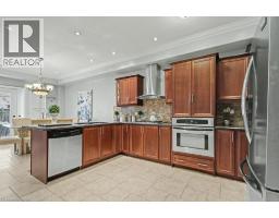 2pc Bathroom - 284 Normanhurst Avenue, Hamilton, ON L8N5N4 Photo 10