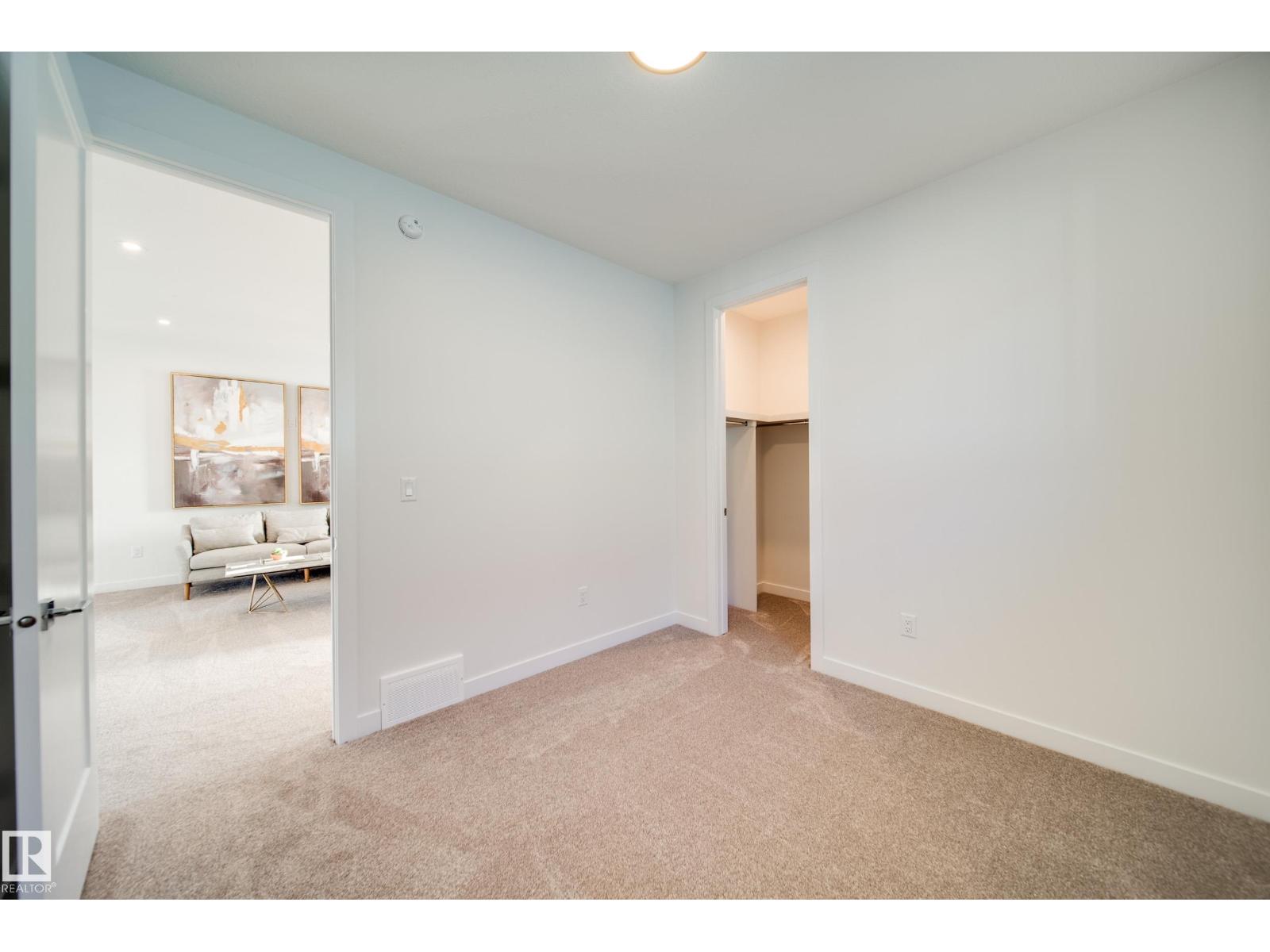 73 Chartres Close - Photo 29