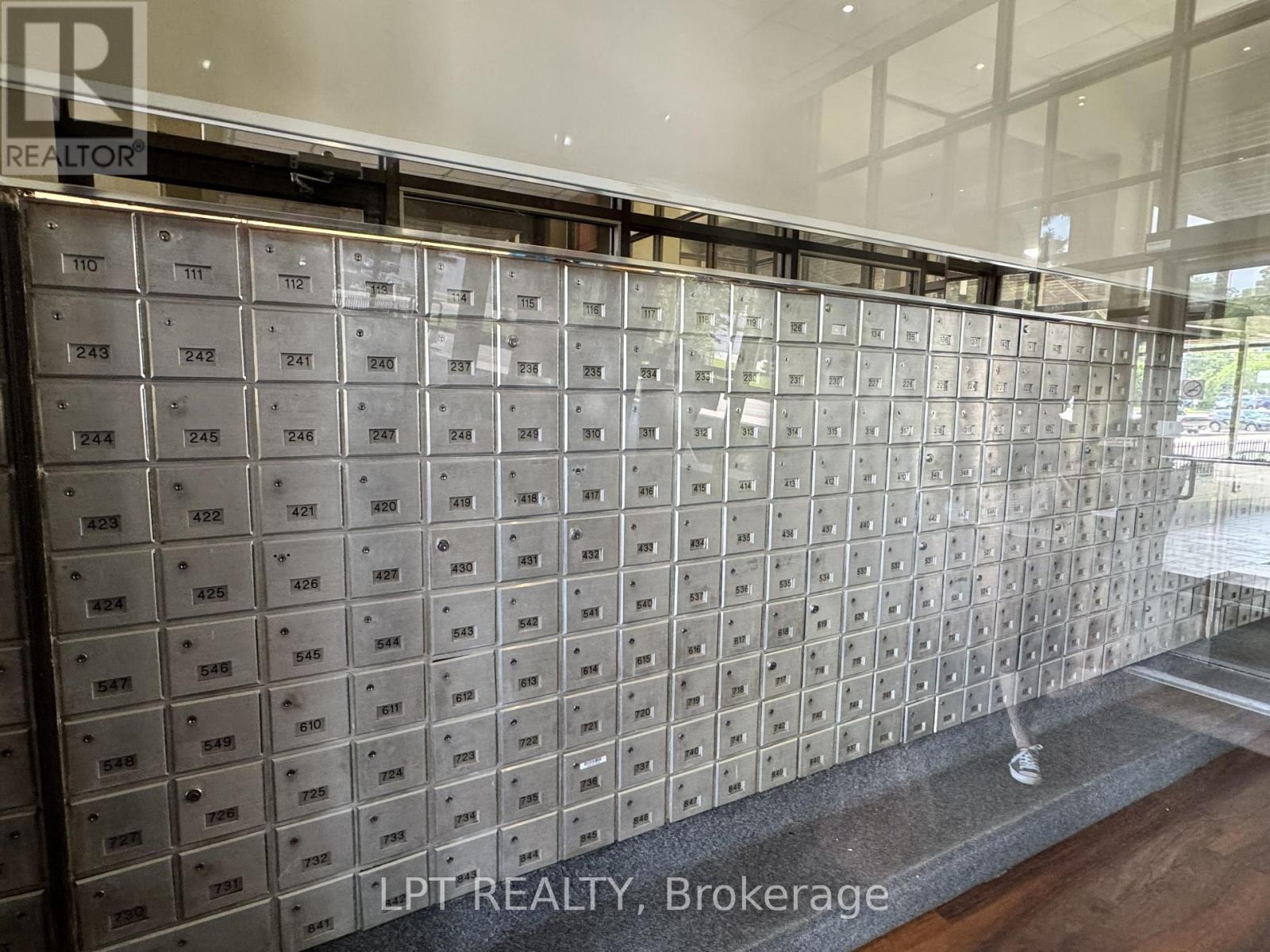 #512 350 QUIGLEY ROAD - Image 28
