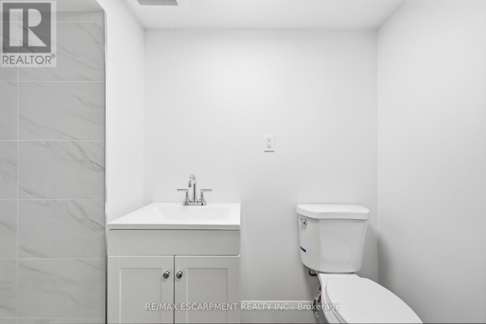 22 DAVID AVENUE - 23