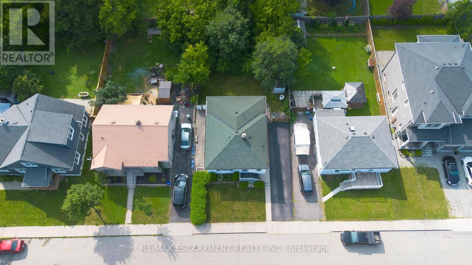 22 DAVID AVENUE - 34