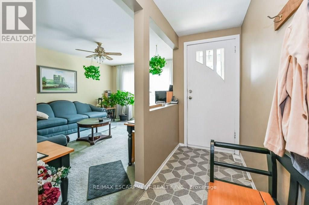 641 LIMERIDGE ROAD E - 2