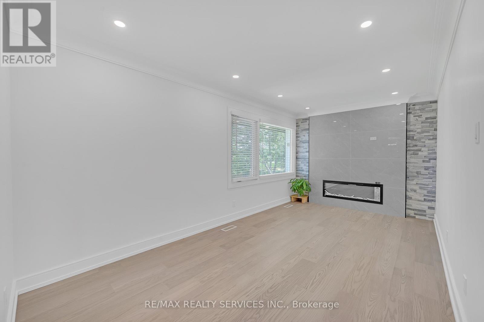326 MOUNTAIN ROAD - 10