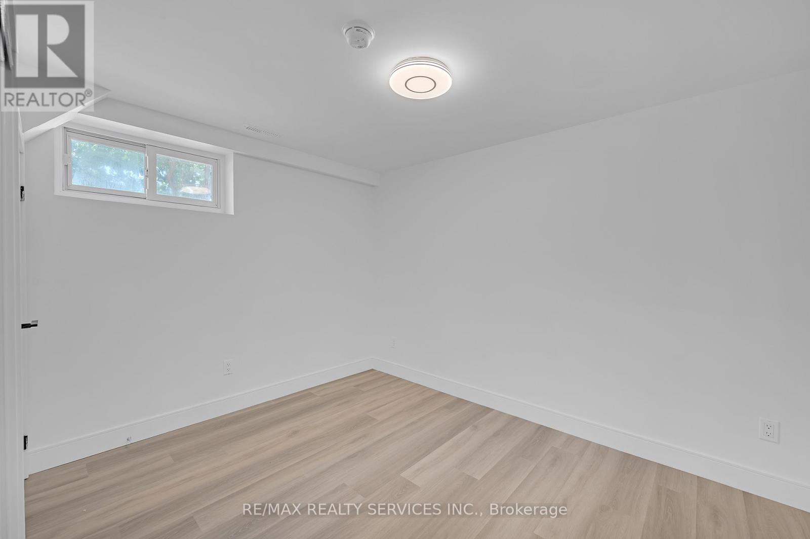 326 MOUNTAIN ROAD - Image 29