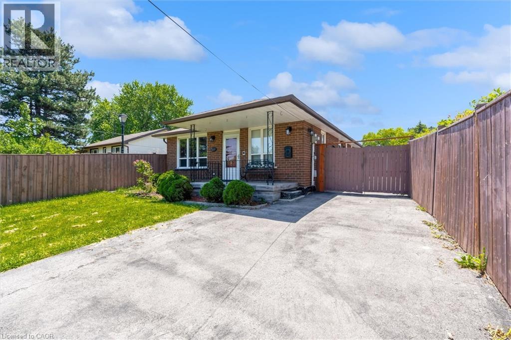 261 LIMERIDGE Road W - 1