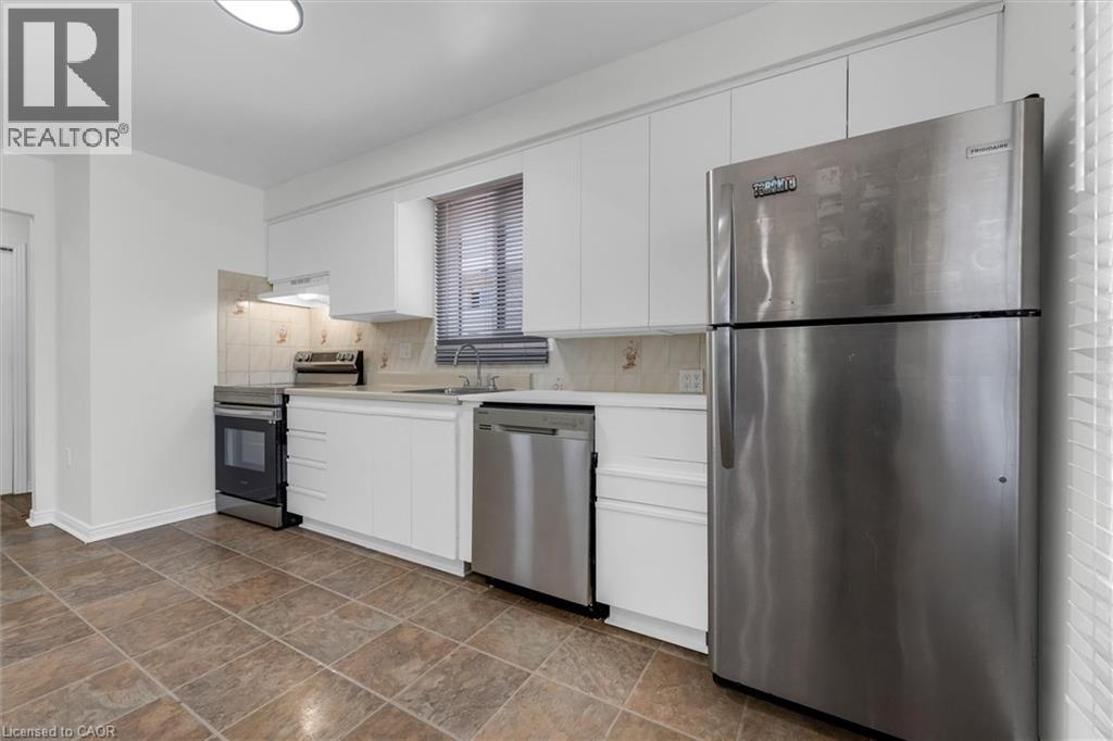 261 LIMERIDGE Road W - 8