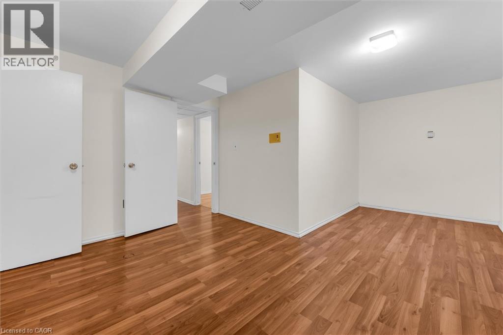 261 LIMERIDGE Road W - 25