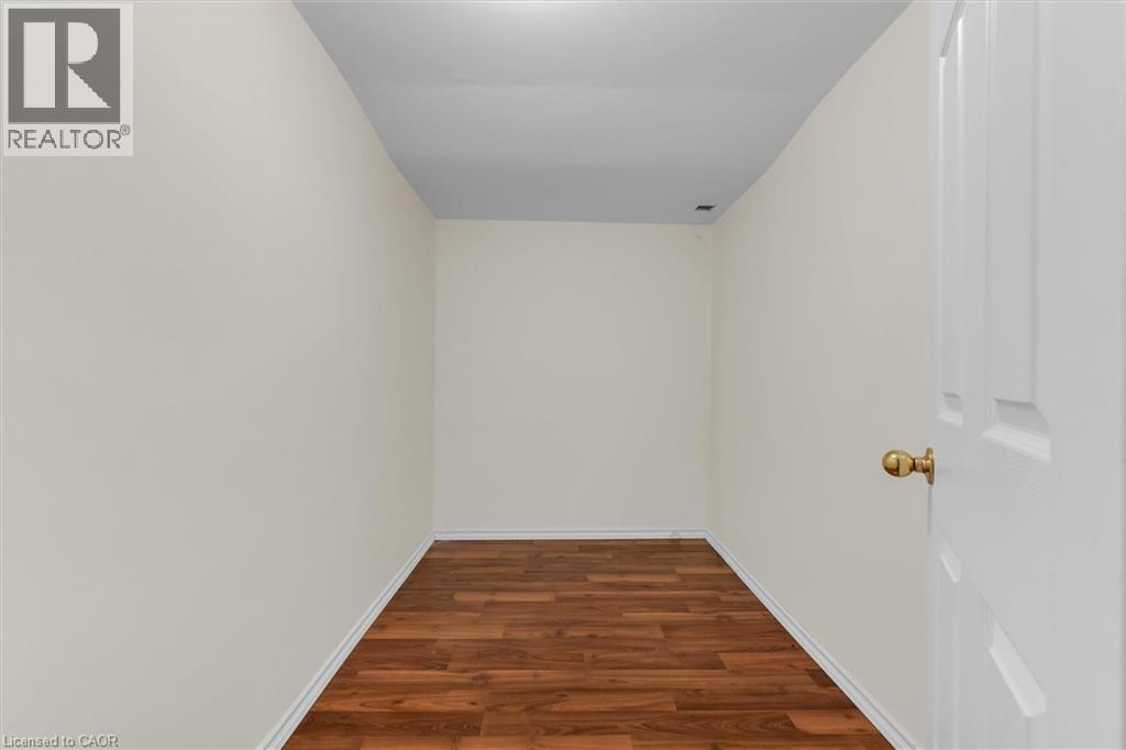 261 LIMERIDGE Road W - 27